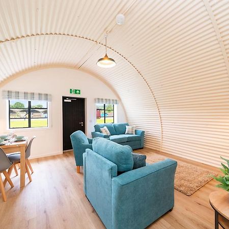 Отель Cultybraggan Hut 34 Mill of Fortune Экстерьер фото